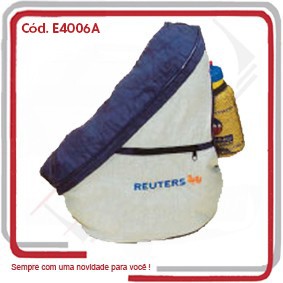 Mochila Triangular NA 3 Divisórias 33x46x16