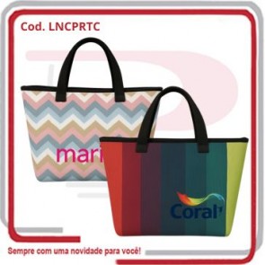 Sacola Lancheira Prática em Neoprene 38 x 23 x 13 .
