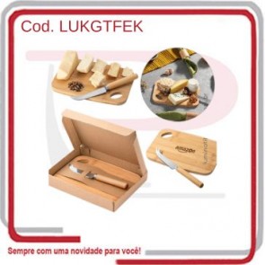 Kit Queijo Gourmet c_ Tábua, Faca Embalagem Kraft  58609